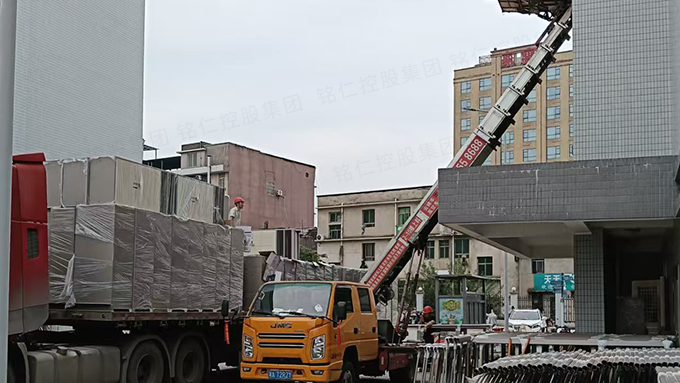 江苏定制宿舍公寓床卸货